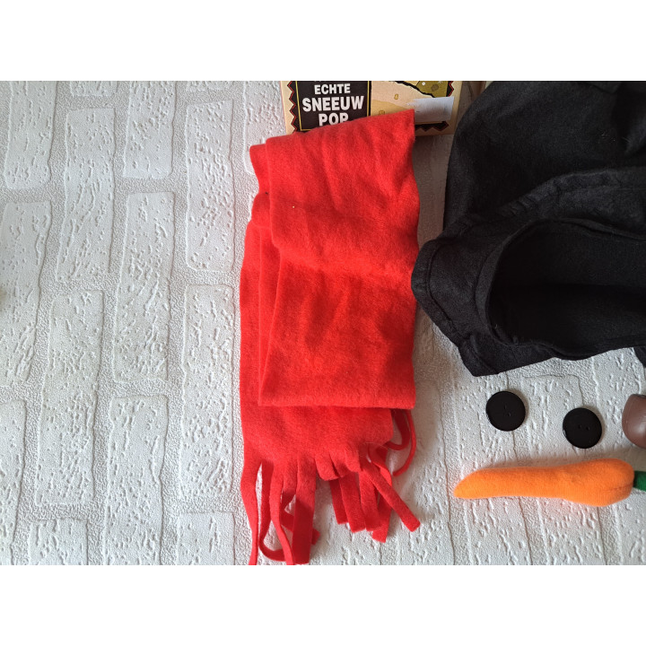 Kleed je sneeuwpop aan Snowman box 13.5x25.5x5.5cm - Sneeuwpop