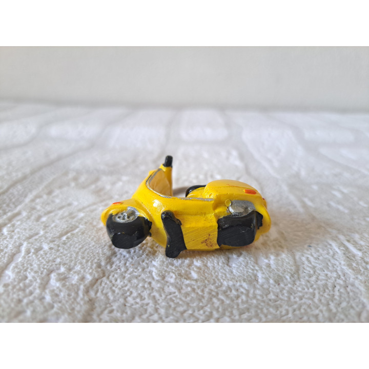 Sleutelhanger Vespa P200E 1978 van kunsthars 4.5x1.5x3.5cm - dierfiguren