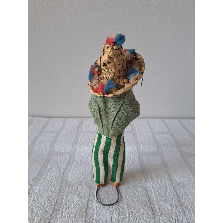 Straatverkoper pop in klederdracht van stof 6x10x27cm- klederdracht