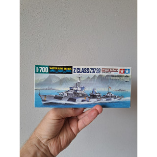 German destroyer Z Class Z37-39 bouwdoos 1:700 Tamiya