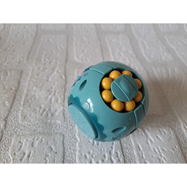 Fidget IQ puzzelbal van kunststof 6.5x6.5x6.5cm - IQ spellen