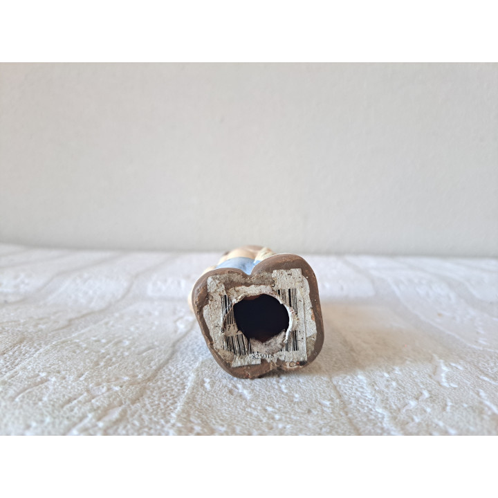 Jongen van aardewerk met puntmuts 4.5x4x11cm - beeldjes