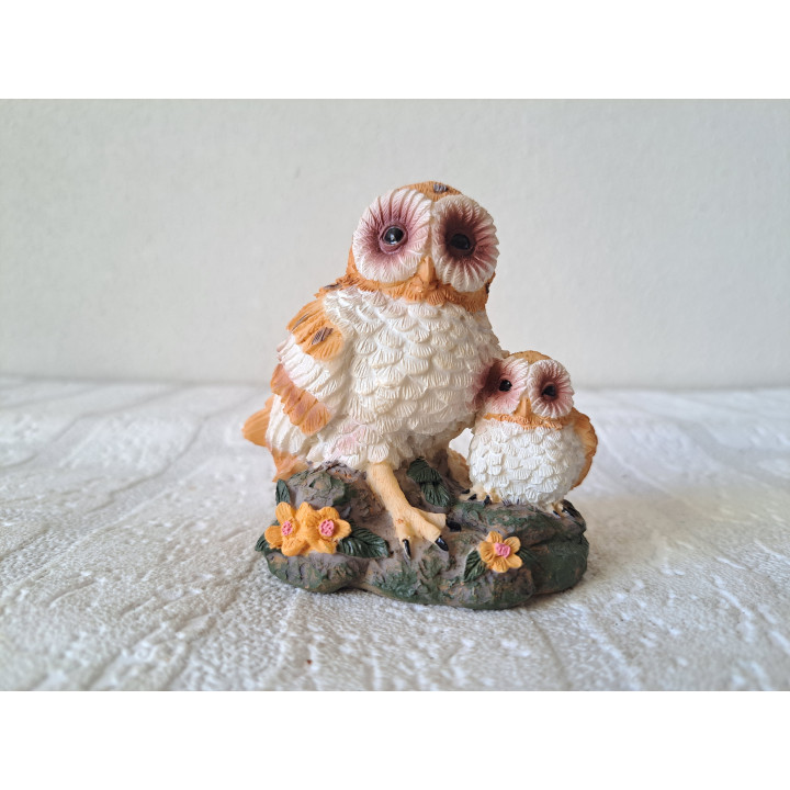 Uil met jong, kunsthars 5x5.5x10.5cm