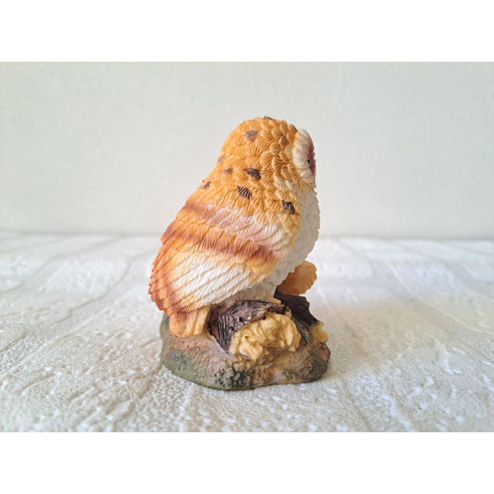 Uil met jong met gespreide vleugels, kunsthars 5x5.5x10.5cm - dierfiguren