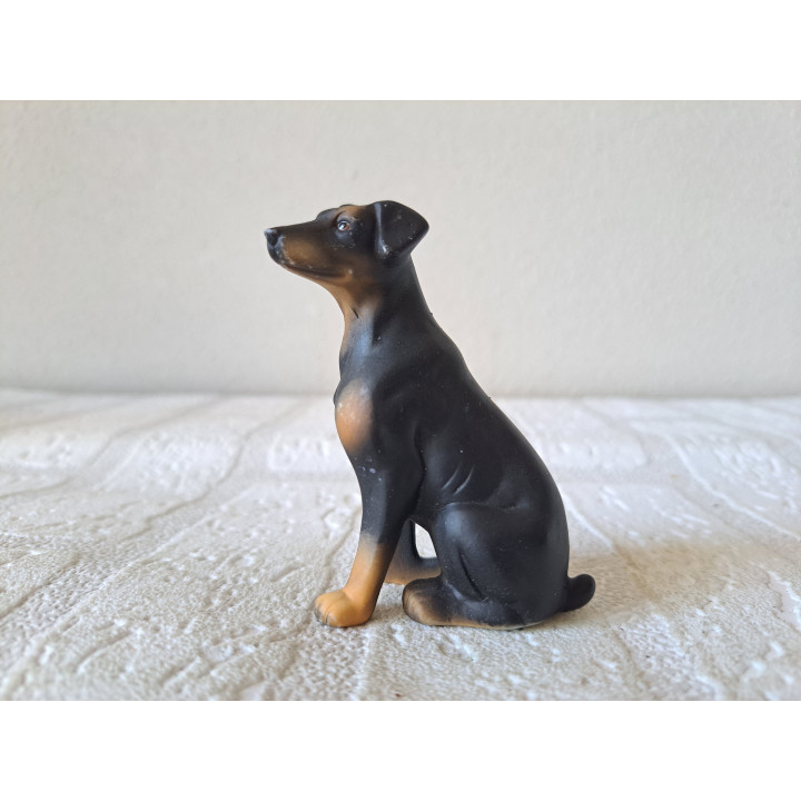 Dobermann hond, RFA Porselein 5x3x7.5cm - dierfiguren