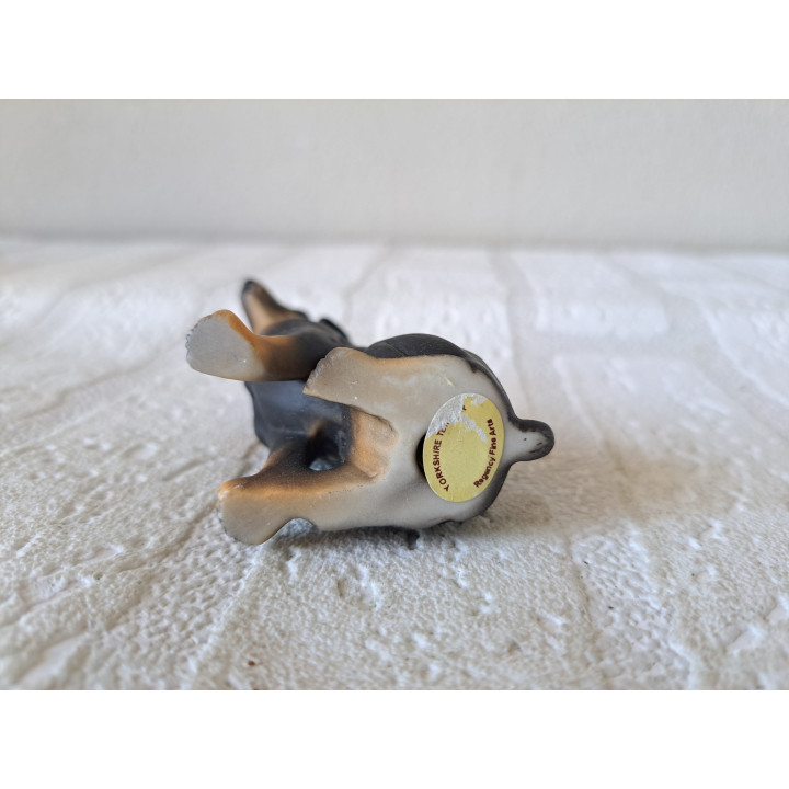Dobermann hond, RFA Porselein 5x3x7.5cm - dierfiguren
