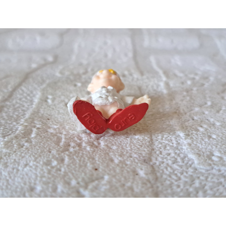 Verpleegster, Rodekruis, Euro play, rubber 2.5x1.5x3.5cm - beeldjes