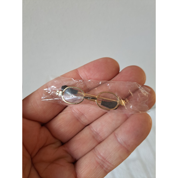 Poppen bril met kunststof glazen, metaal 5x1cm