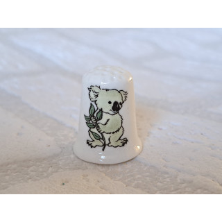 Koala beer met bamboe tekening vingerhoedje