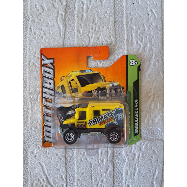 MBX Playa ambulance Matchbox geel mb 9 - modelauto