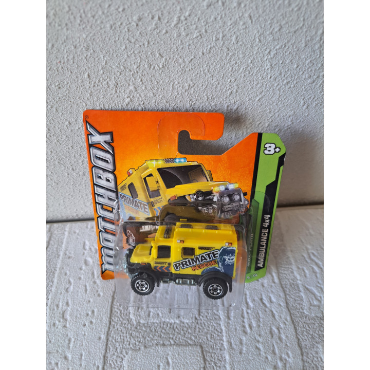 MBX Playa ambulance Matchbox geel mb 9