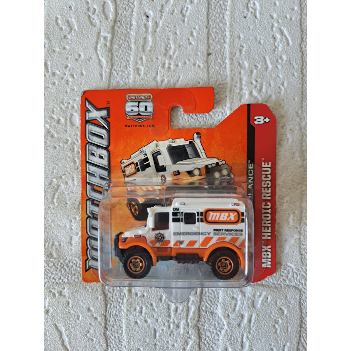 Scrambulance 4x4 Matchbox 2012 mb TPN24 - modelauto