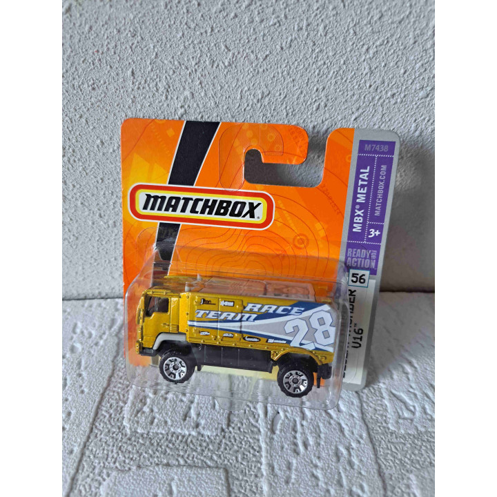 Desert thunder V16 Ready for Action Matchbox mb 56 Desert thunder V16 Ready for Action Matchbox mb 56