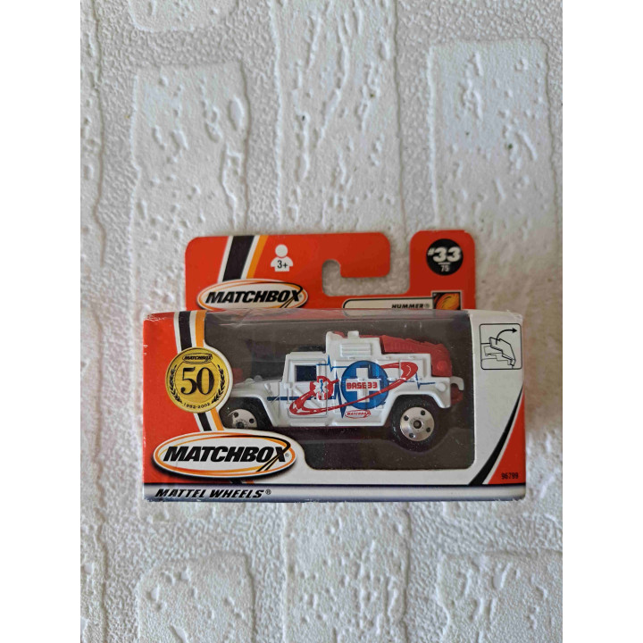 Hummer H1 Basse 33 Ambulance Matchbox 50 Jaar mb 33 - modelauto