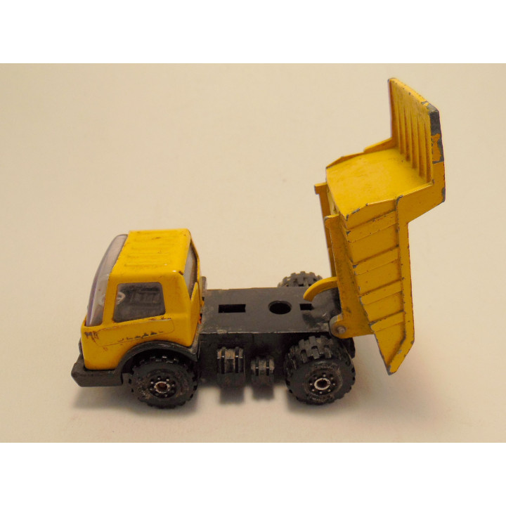 Kiepwagen vrachtwagen Tonka geel
