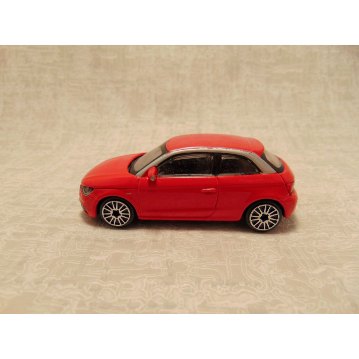 Audi A1 Tdi coupe Bburago 1:43 rood