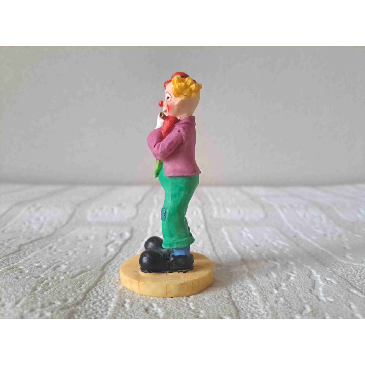Clown met dwarsfluit, kunsthars D4xH9cm - beeldjes