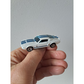 Ford Mustang Shelby GT500 1967 Hot wheels 2010-001