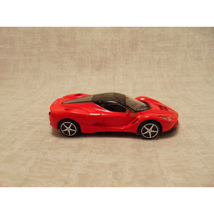 Ferrari Laferrari F150 coupe Bburago 1:43 rood