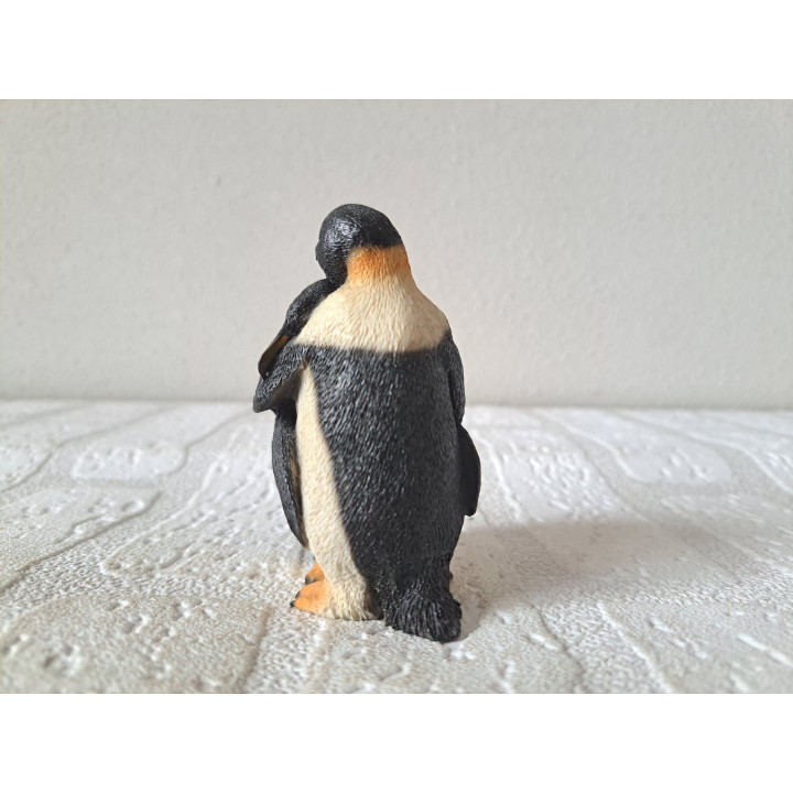 Knuffelende pinguins, kunsthars Castagna 6.5x5x8cm