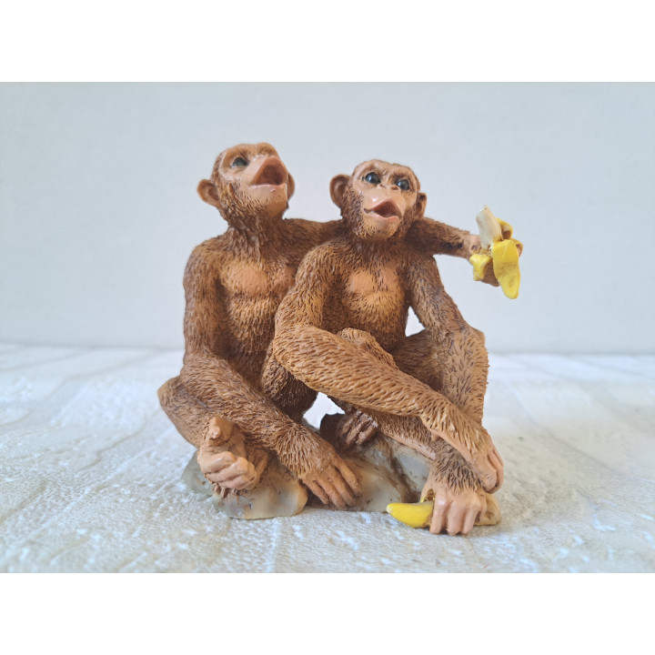Apen met banaan, kunsthars Castagna Italië 10x7.5x10cm - dierfiguren