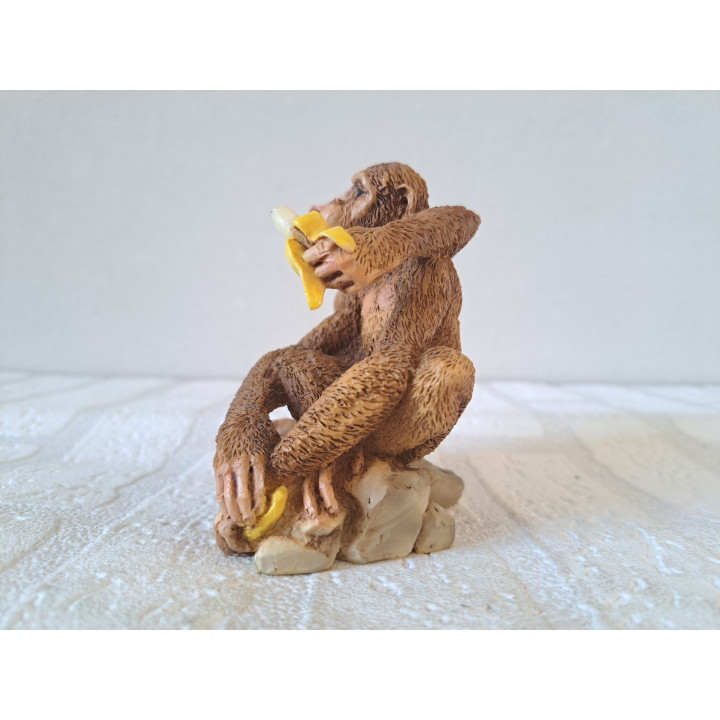Apen met banaan, kunsthars Castagna Italië 10x7.5x10cm - dierfiguren