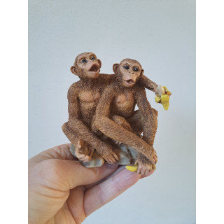 Apen met banaan, kunsthars Castagna Italië 10x7.5x10cm