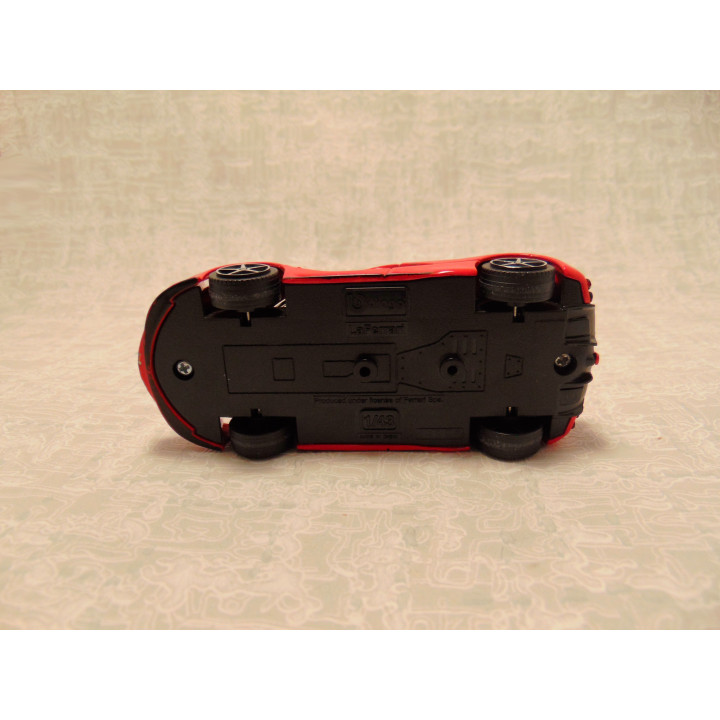 Ferrari Laferrari F150 coupe Bburago 1:43 rood