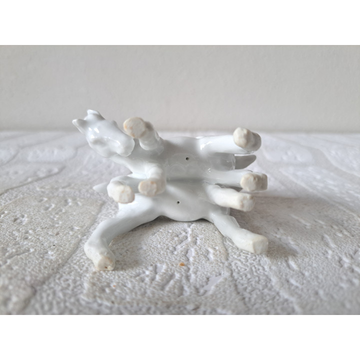 Twee witte paarden, porselein 8.5x4.5x7.5cm - dierfiguren