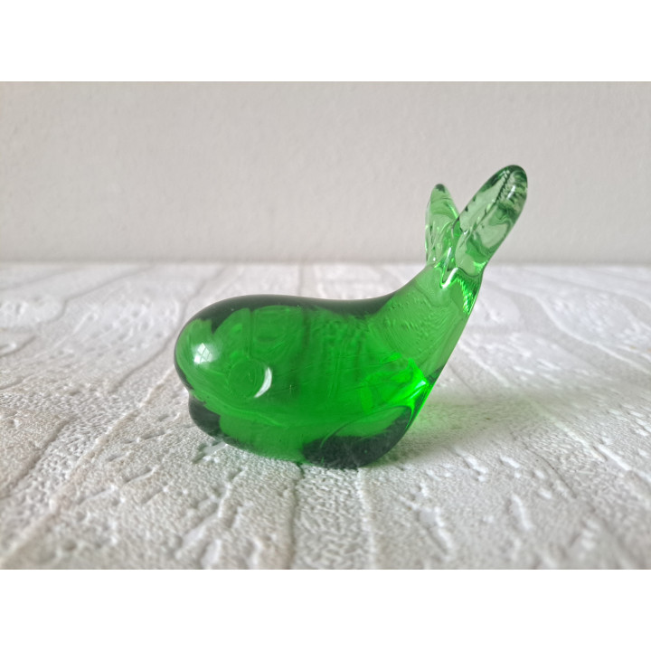 Walvis van massief groen glas 7x4x6.5cm