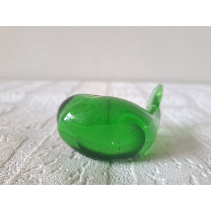 Walvis van massief groen glas 7x4x6.5cm