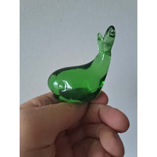Groene walvis van massief glas 7x4x6.5cm