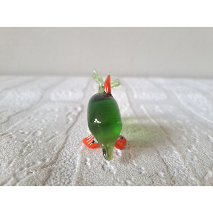 Dolfijn van massief gekleurd glas 7x2.5x4.5cm - glas