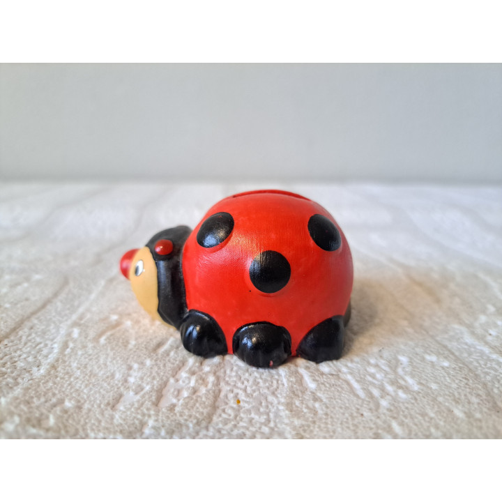 Kleine lieveheersbeestje spaarpot, porselein 6x4x3.5cm - Verzamelobjecten
