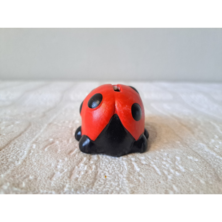 Kleine lieveheersbeestje spaarpot, porselein 6x4x3.5cm - Verzamelobjecten