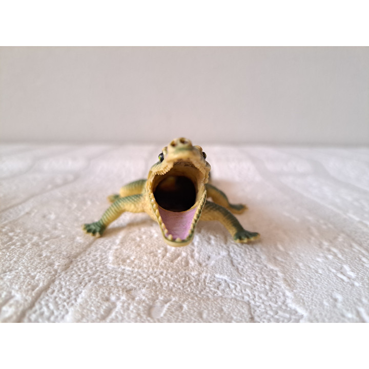 Krokodil, rubber 17.5x7.5x5cm - dierfiguren