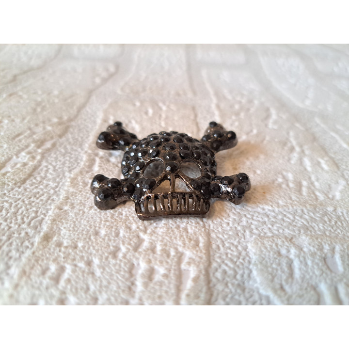 Schedel met gekruiste botten broche, metaal 5x4x1cm - broche