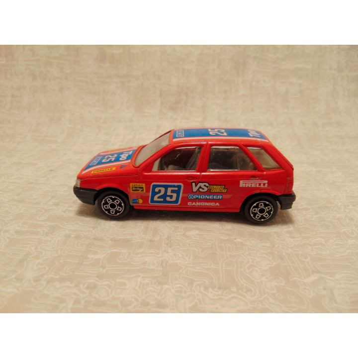 Fiat Tipo Pioneer rally Bburago 1:43 rood