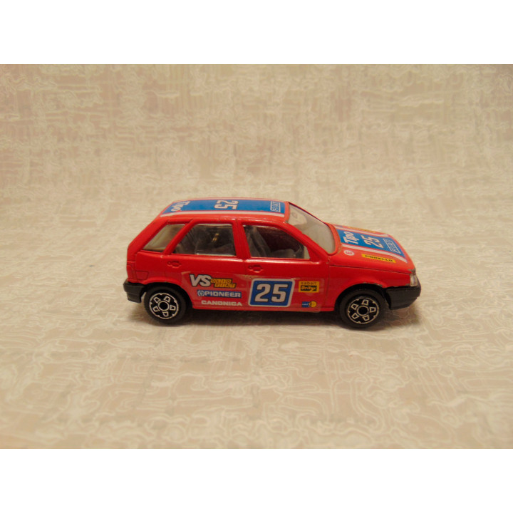 Fiat Tipo Pioneer rally Bburago 1:43 rood