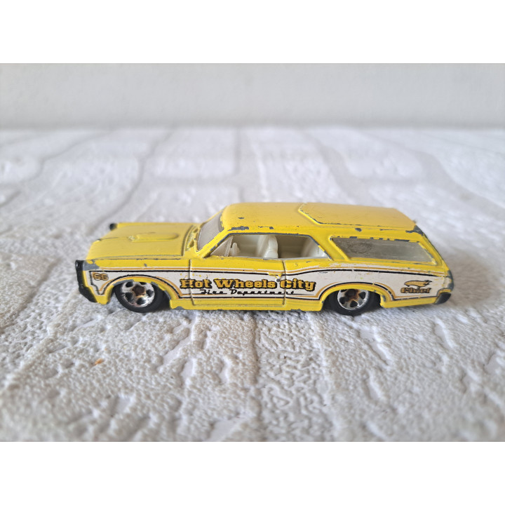 Pontiac GTO wagon Custom 1966 Hot wheels 2010-111/119 - Verzamelmodelauto