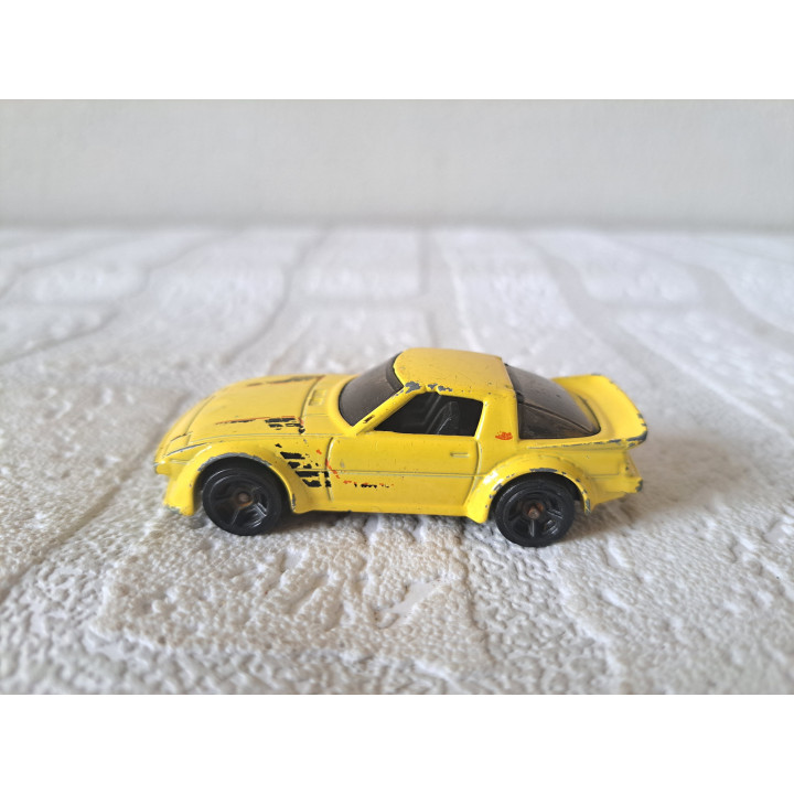 Mazda RX7 1980 Hot wheels 2014-021 - Verzamelmodelauto