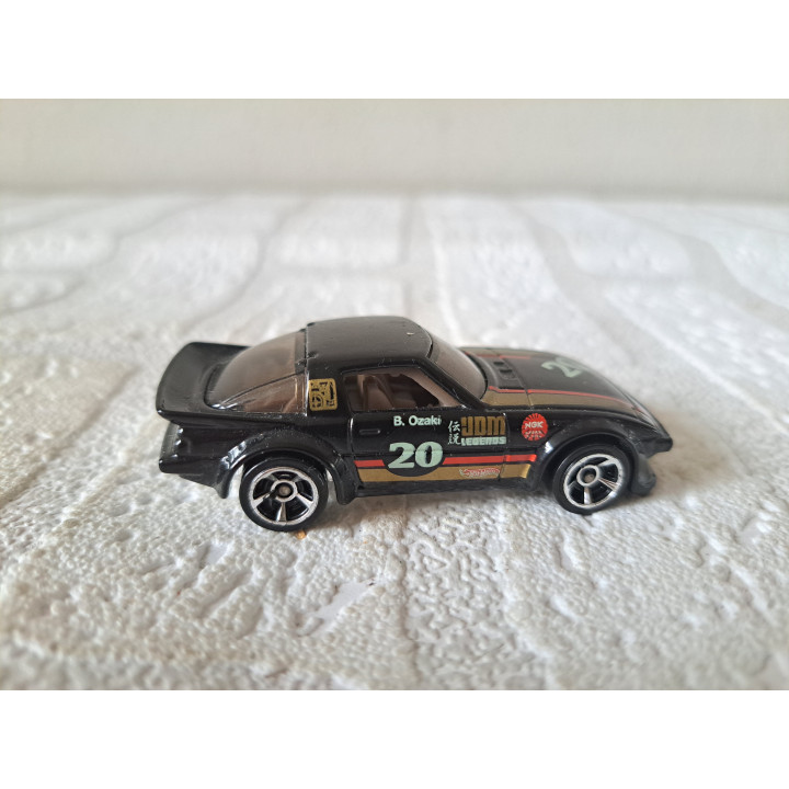 Mazda RX7 1980 Hot wheels 2012-031 - Verzamelmodelauto