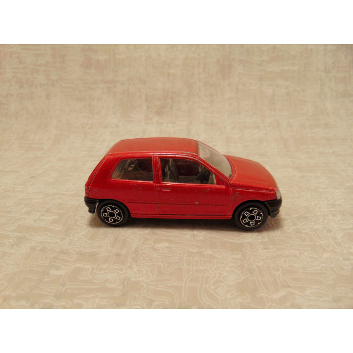 Renault Clio 1990 Bburago 1:43 roobruin