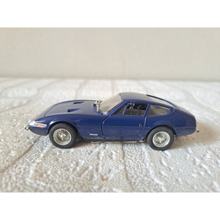 Ferrari 365 GTB 4 Daytona Coupe 1:43 Top model collection - modelauto