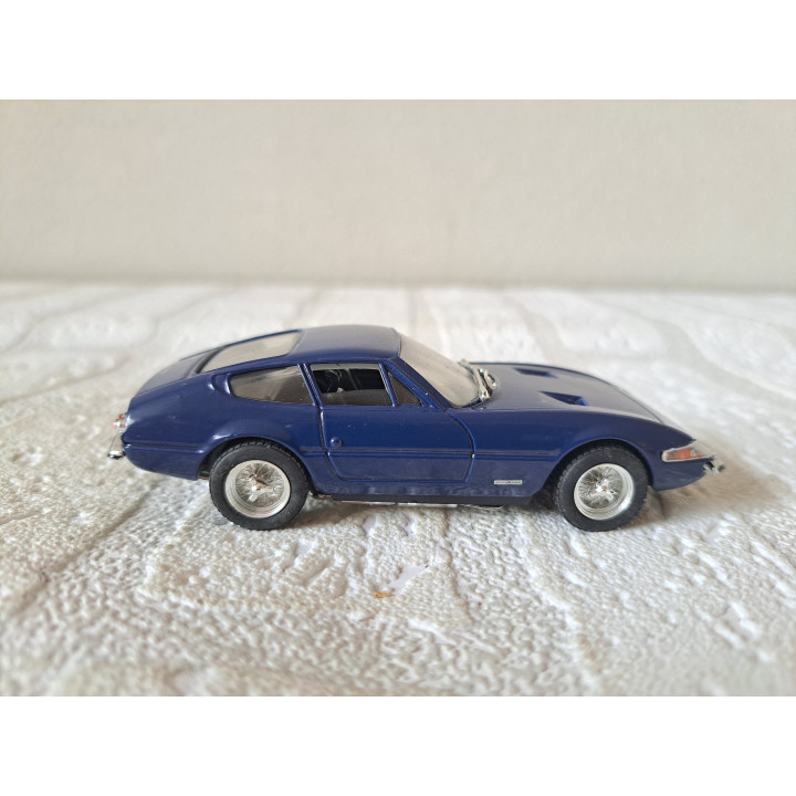 Ferrari 365 GTB 4 Daytona Coupe 1:43 Top model collection - modelauto