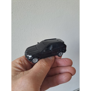 BMW X5 4.8i Siku 1432 zwart