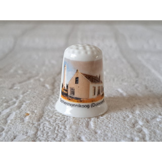 Huis Duinoord met vuurtoren op Schiermonnikoog vingerhoedje Huis Duinoord met vuurtoren op Schiermonnikoog vingerhoedje