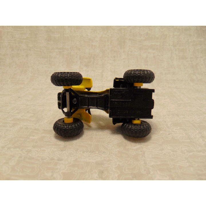 Quad ATV 4 wheeler Maisto geel