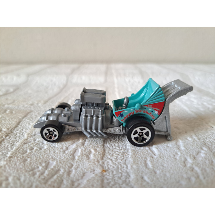 Baby Boomer HAPPY BIRTHDAY Hot wheels 2002-218 (2) - Verzamelmodelauto
