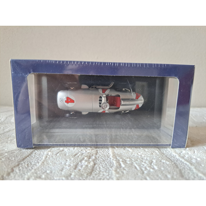 Mercedes Benz W196 1954 Fangio 1:43 Atlas 7110001 - modelauto Mercedes Benz W196 1954 Fangio 1:43 Atlas 7110001 - modelauto
